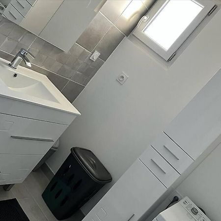 Maison Au Numero 21, Petit-Dejeuner Offert Villefranche-sur-Cher Exterior foto